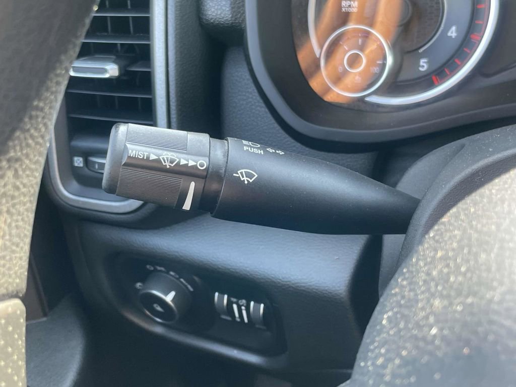 Certified 2020 RAM 3500 Tradesman w/ Chrome Appearance Group image 33