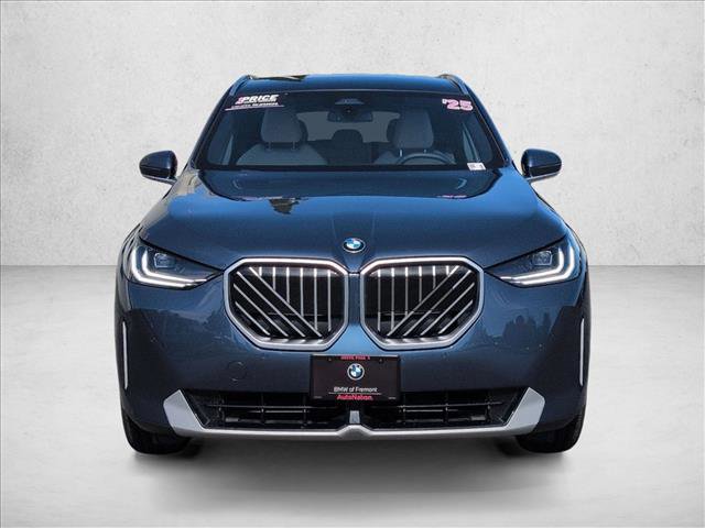 Used 2025 BMW X3 xDrive30i w/ Convenience Package image 2
