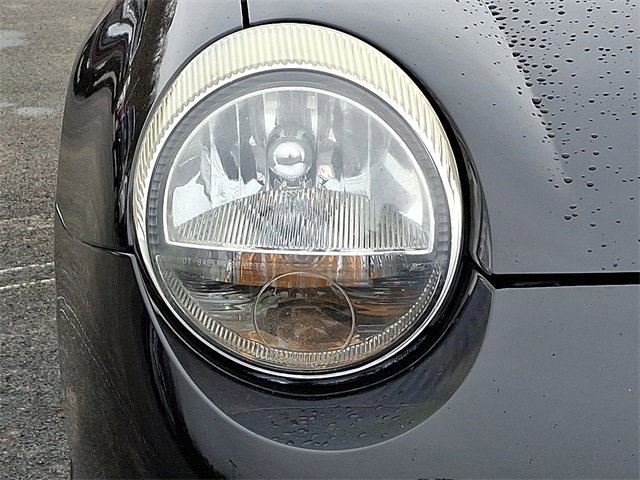 Used 2002 Ford Thunderbird image 10