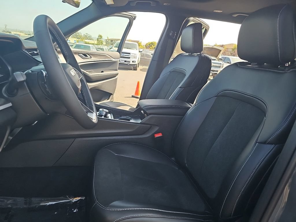 New 2027 Jeep Grand Cherokee L 4WD image 14