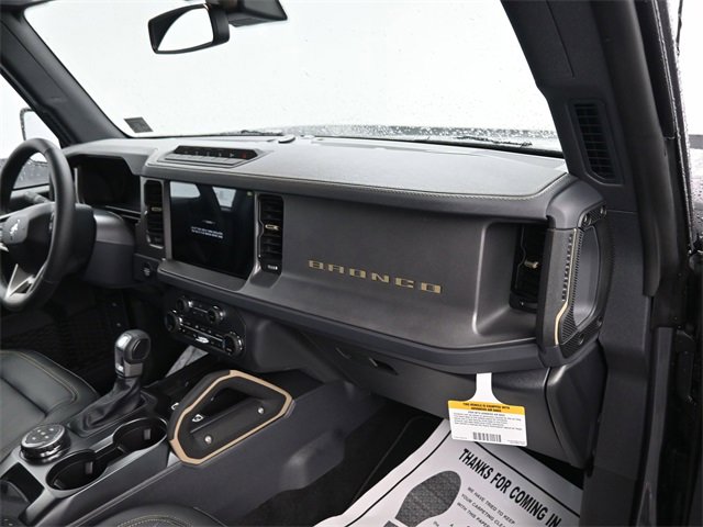 New 2025 Ford Bronco Badlands image 9