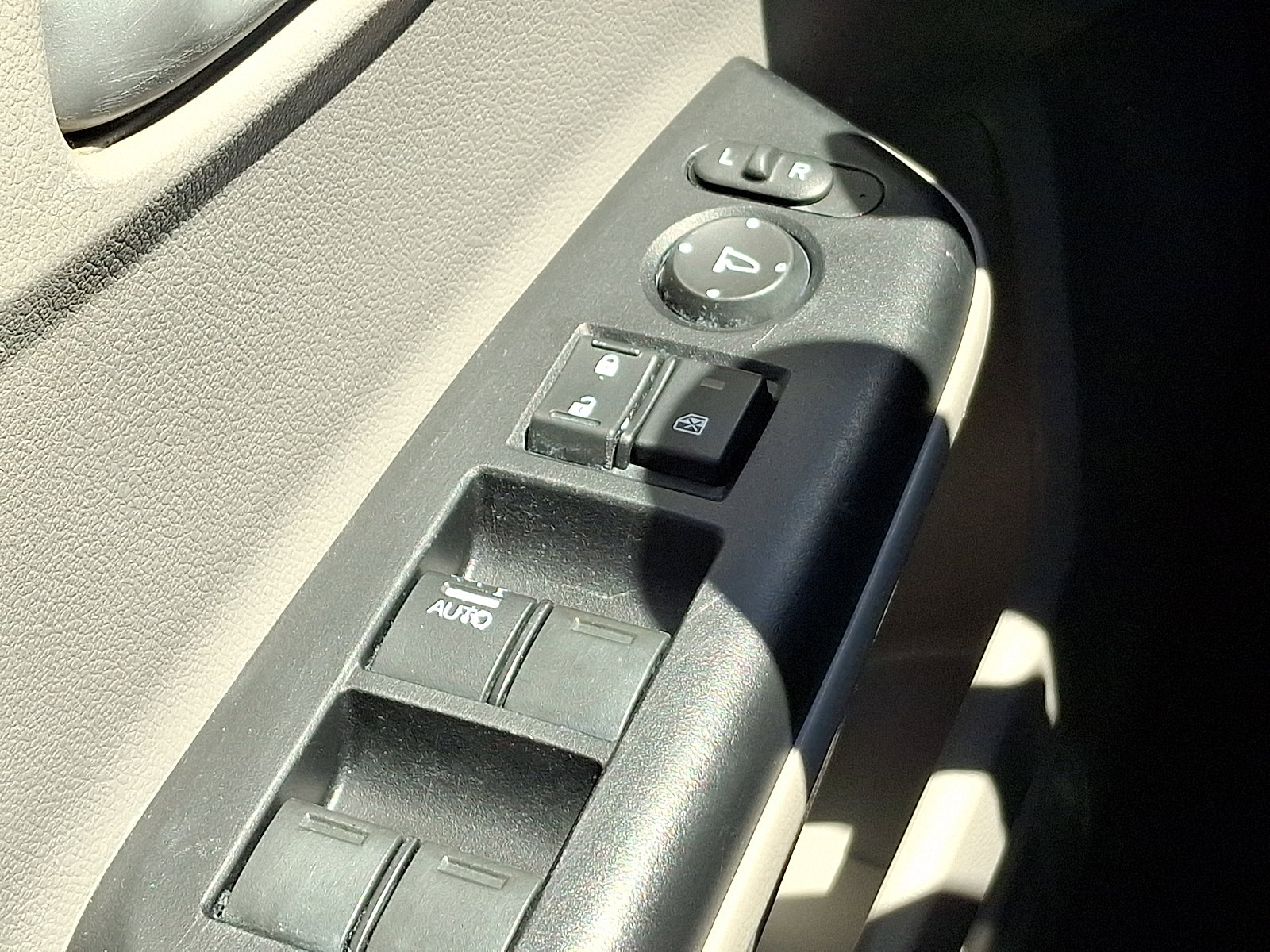 Used 2014 Honda Civic LX image 24