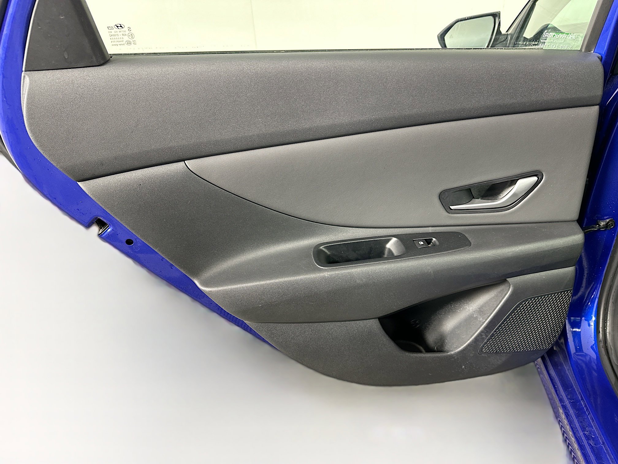 Used 2025 Hyundai Elantra SEL image 27