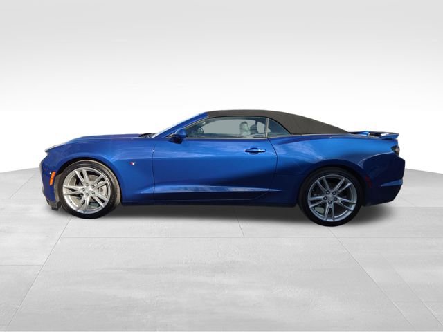 Used 2023 Chevrolet Camaro LT w/ RS Package RWD image 9