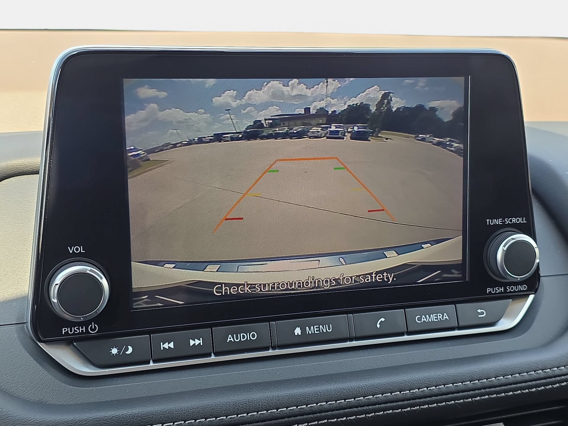 Used 2023 Nissan Rogue SV FWD image 21