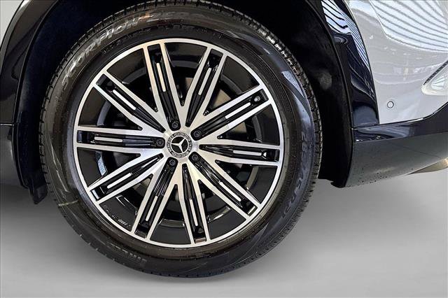 New 2026 Mercedes-Benz EQS 400 4MATIC SUV image 28
