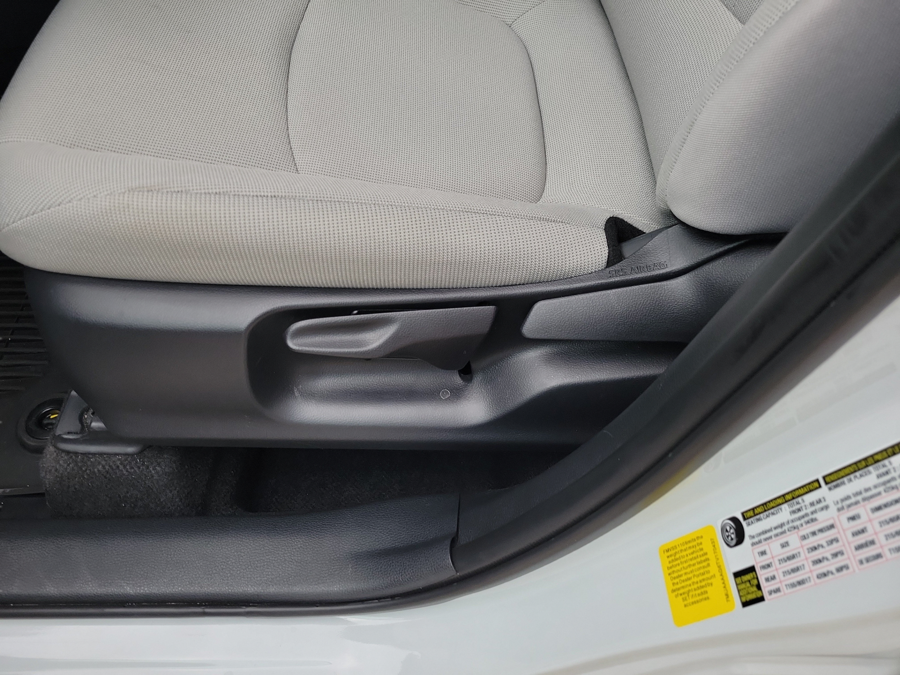Used 2026 Toyota Corolla Cross L FWD image 10