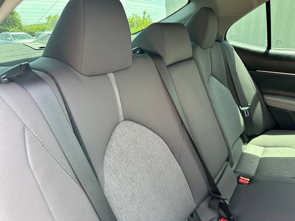 Used 2023 Toyota Camry LE FWD image 28