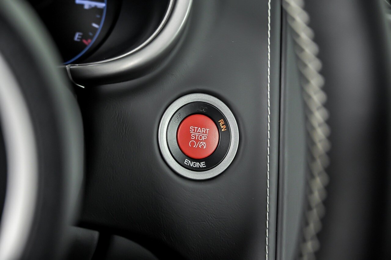 Used 2014 SRT Viper GTS RWD image 24