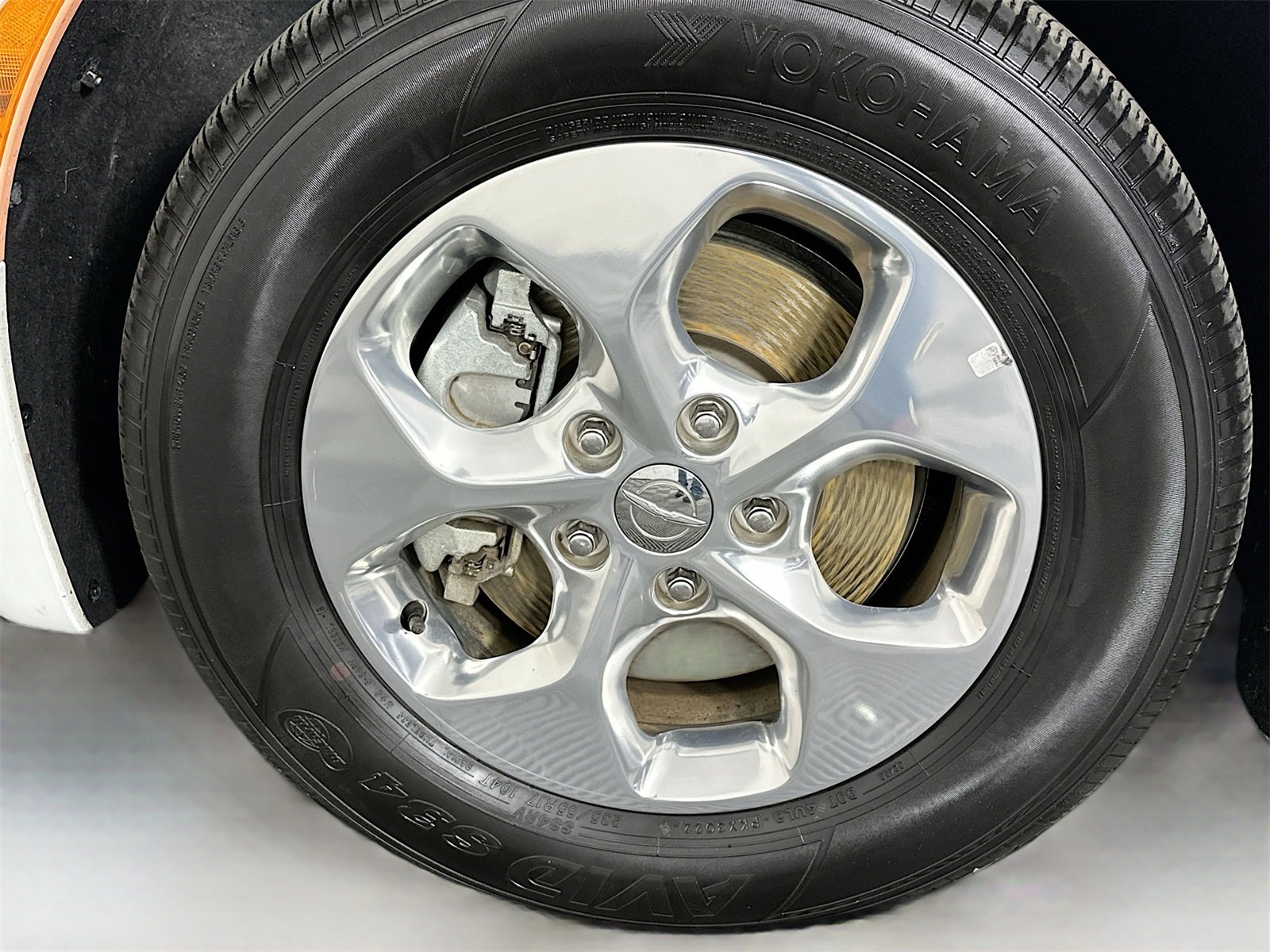 Used 2020 Chrysler Pacifica Touring image 30