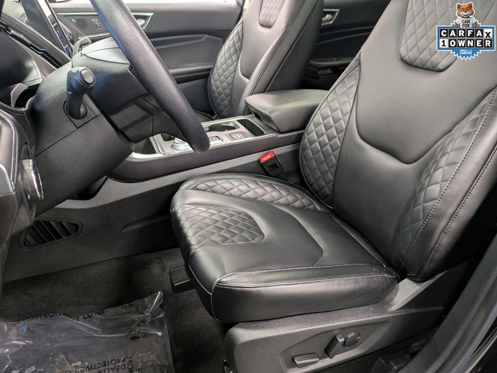 Certified 2023 Ford Edge Titanium AWD/4WD image 11