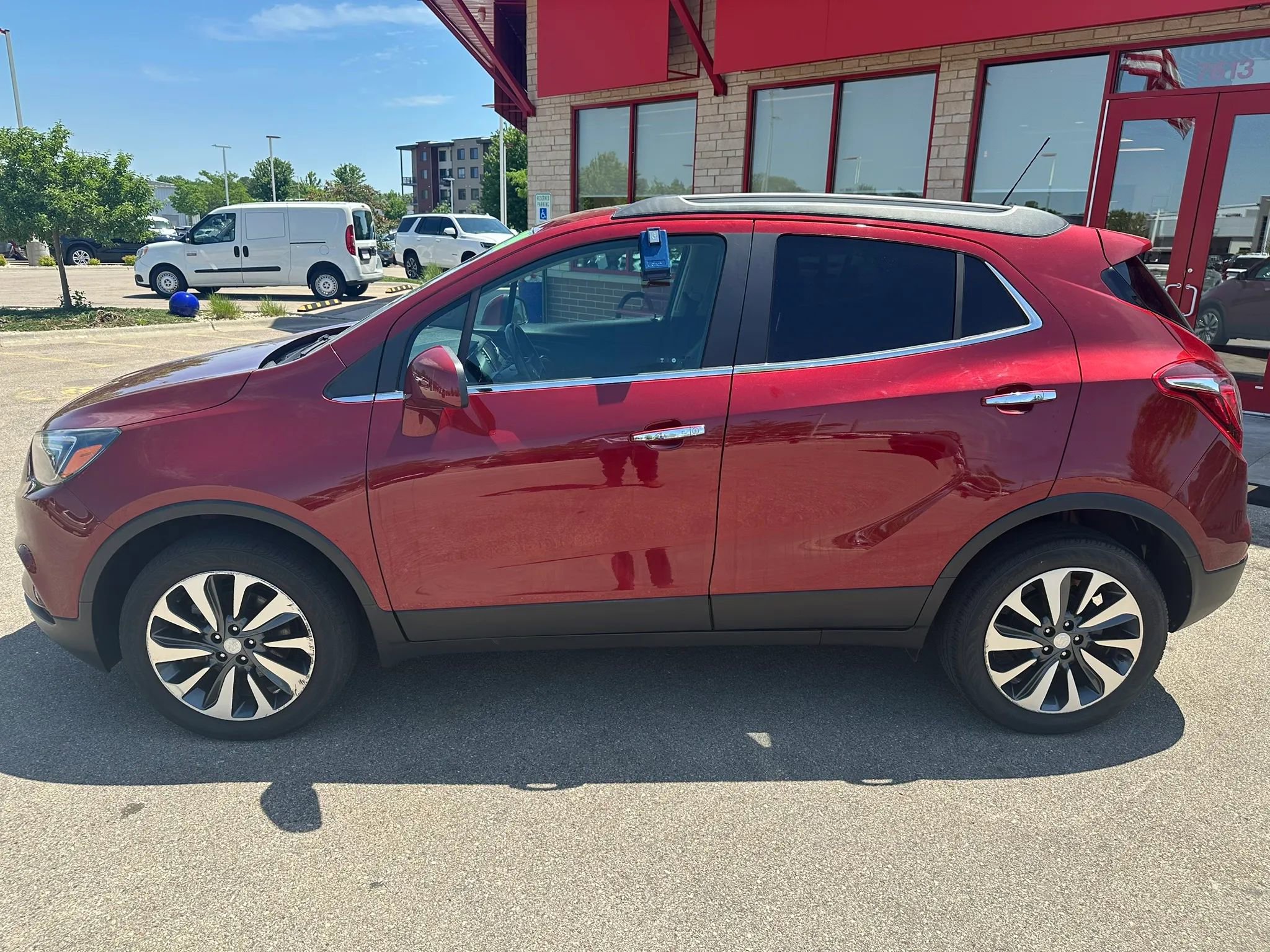 Used 2021 Buick Encore Preferred w/ Safety Package AWD/4WD image 9