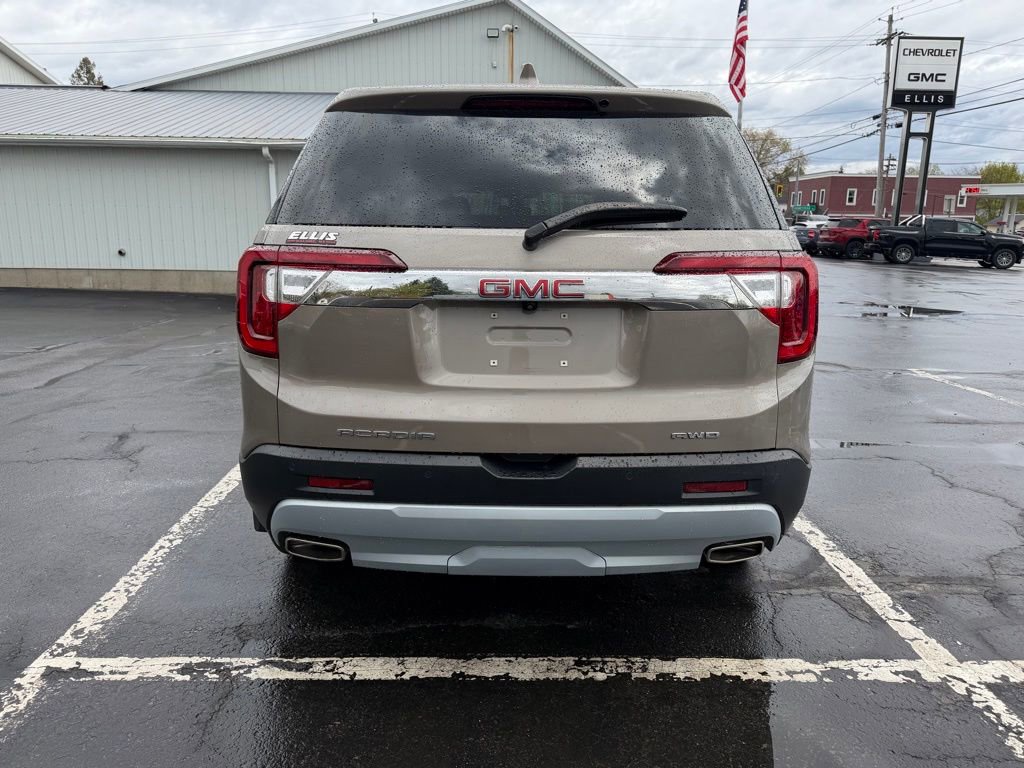 Used 2023 GMC Acadia SLE AWD/4WD image 6