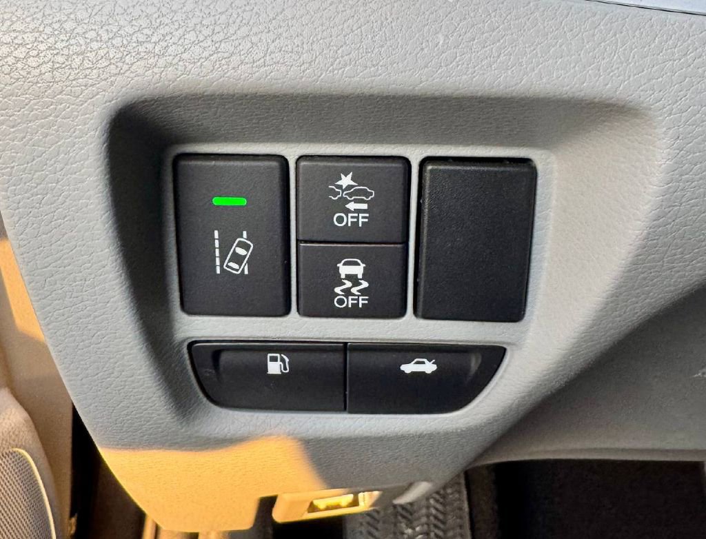 Used 2020 Acura TLX w/ Technology Package image 17