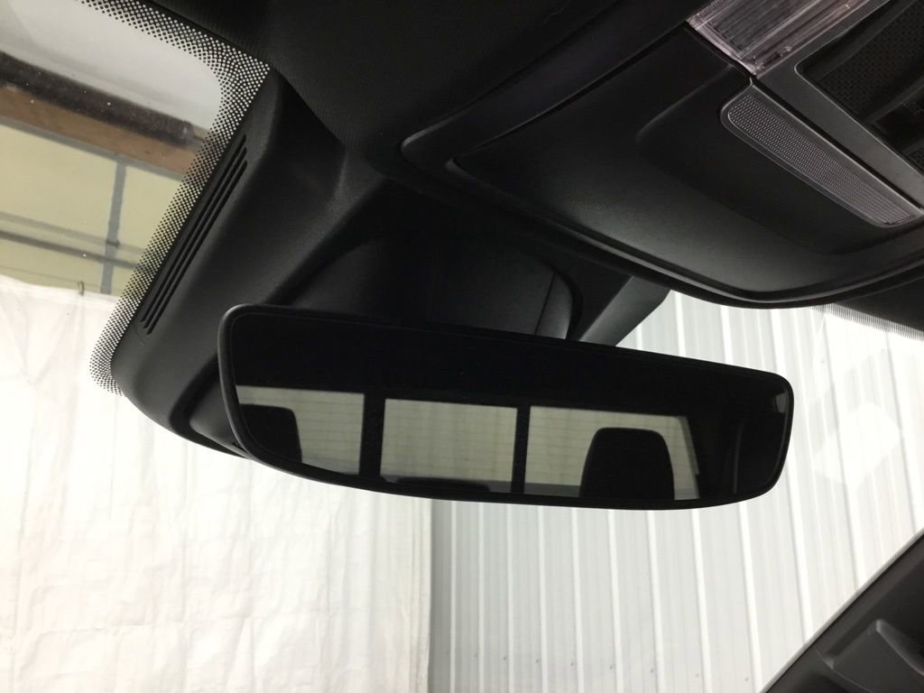 Used 2022 RAM 1500 Limited w/ Body-Colour Bumper Group image 28