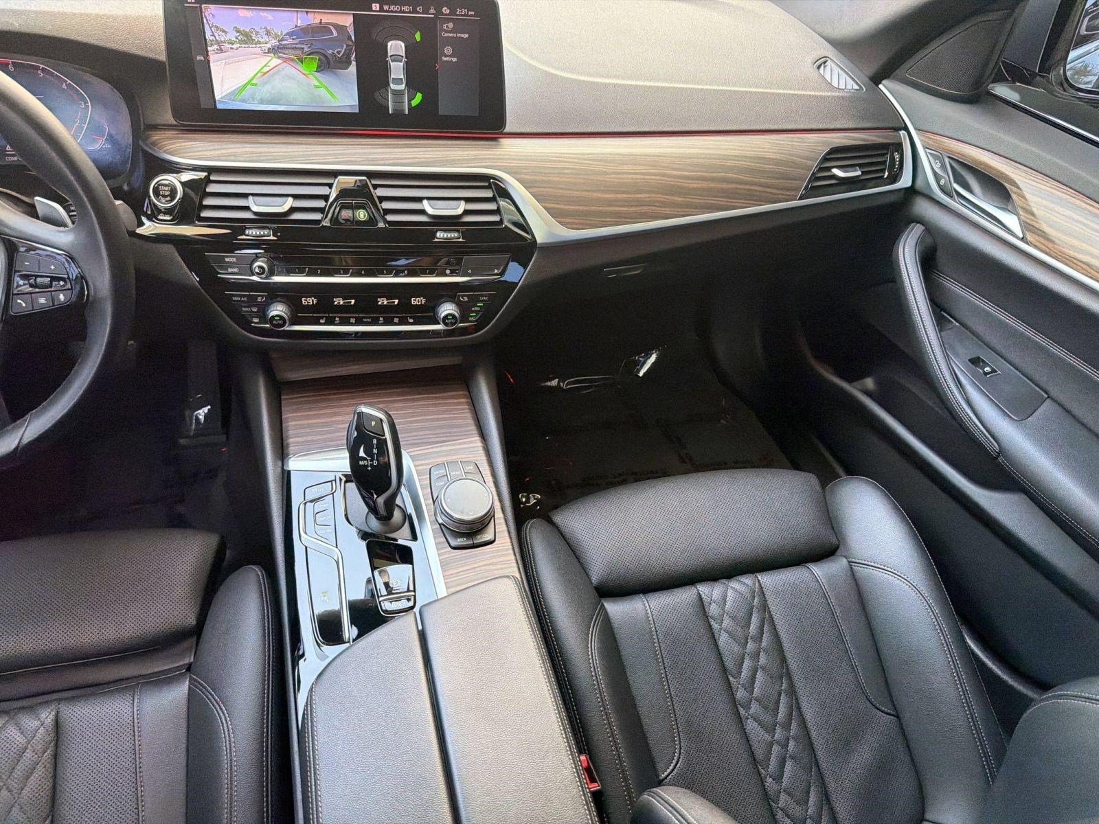 Used 2023 BMW 530i w/ Convenience Package RWD image 31