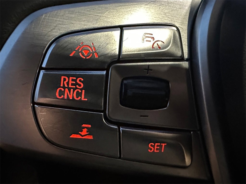 Used 2018 BMW 750i xDrive image 19