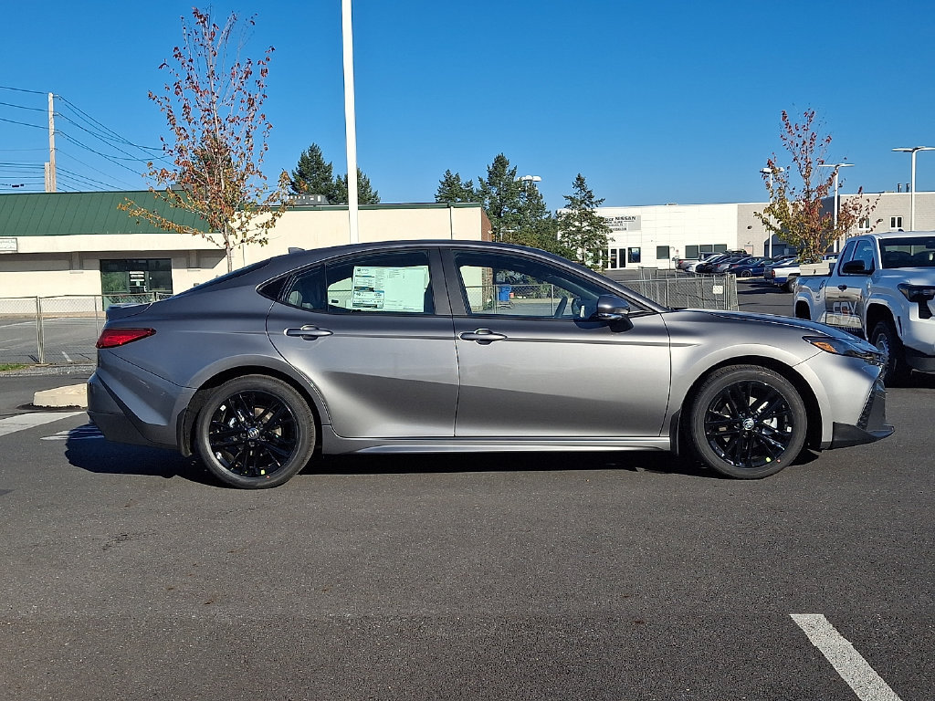 New 2026 Toyota Camry SE w/ Convenience Package FWD image 7
