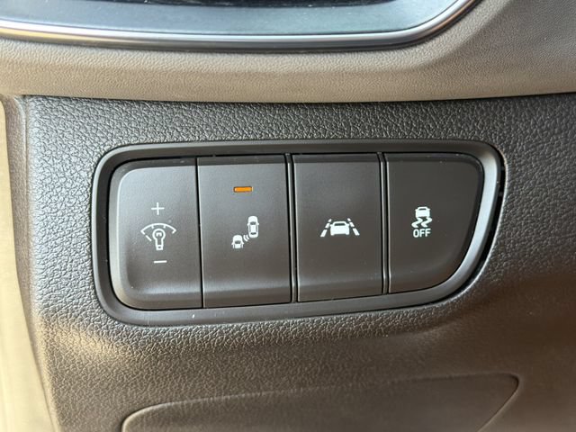 Used 2019 Hyundai Santa Fe SE FWD image 34