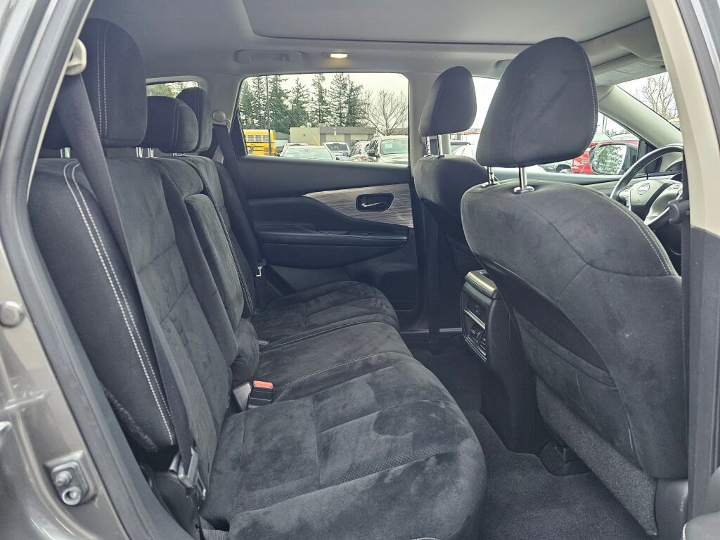 Used 2015 Nissan Murano SV AWD/4WD image 12
