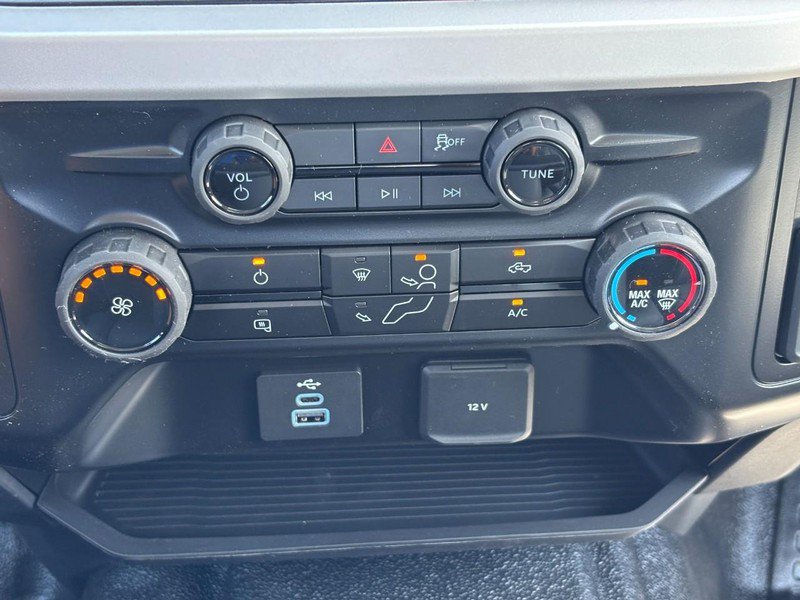 New 2026 Ford F250 XL w/ XL Chrome Package AWD/4WD image 23