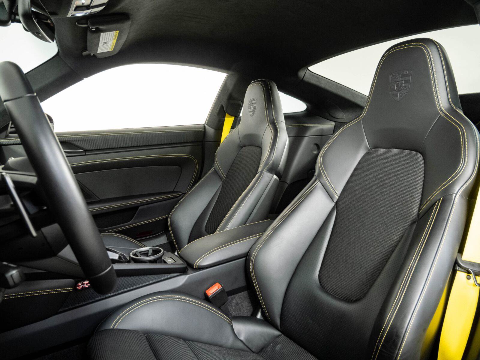Used 2024 Porsche 911 GT3 RWD image 5