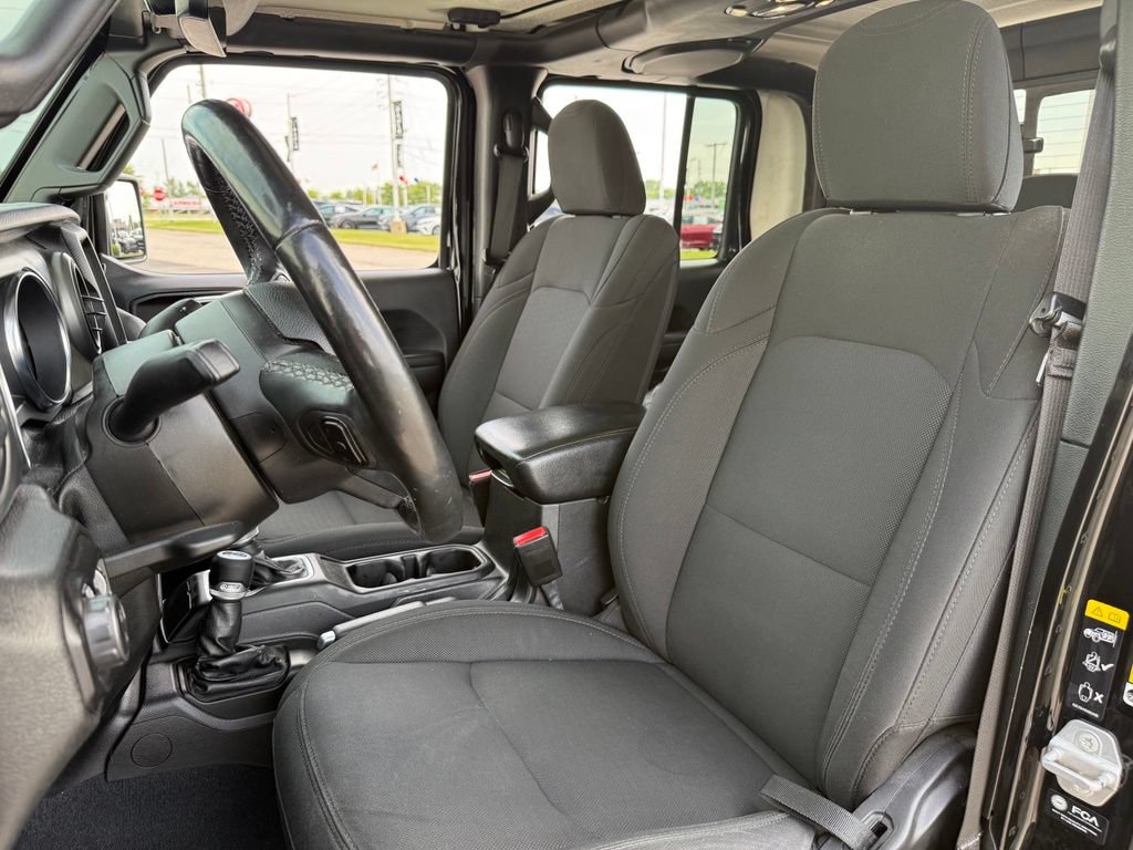 Used 2021 Jeep Gladiator Sport AWD/4WD image 13