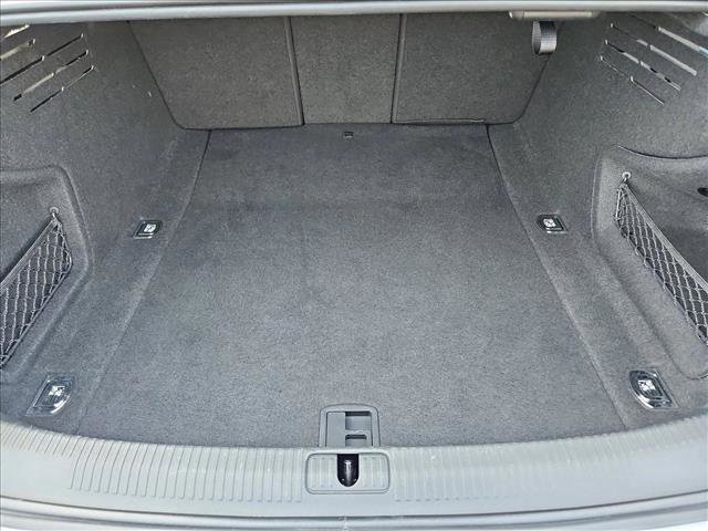 Used 2018 Audi A4 2.0T Ultra Premium Plus w/ Premium Plus Package image 6