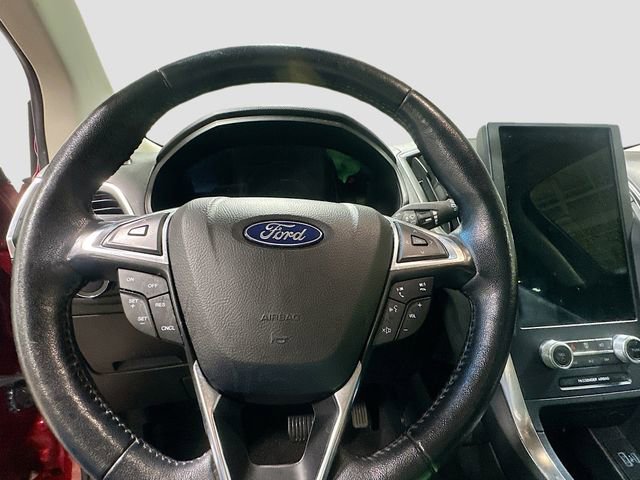 Used 2022 Ford Edge Titanium AWD/4WD image 13