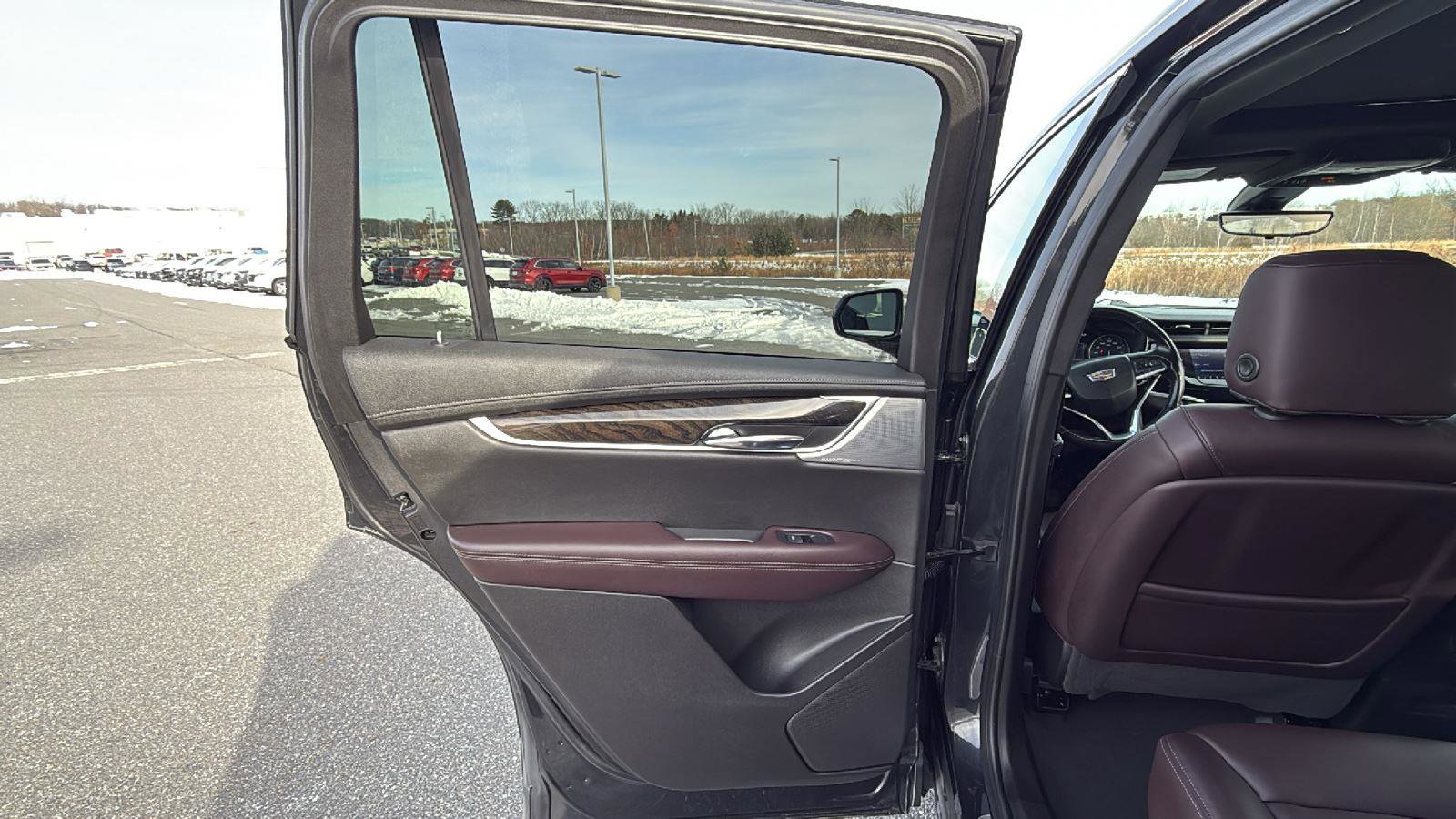 Used 2020 Cadillac XT6 Premium Luxury image 24