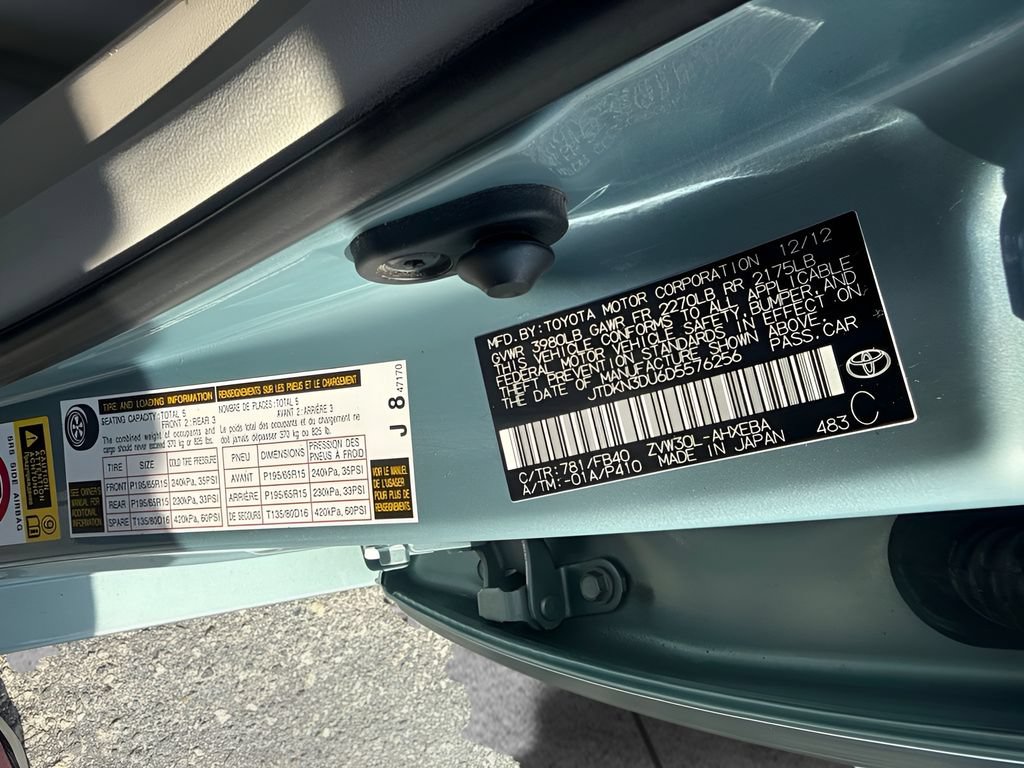Used 2013 Toyota Prius Three FWD image 25