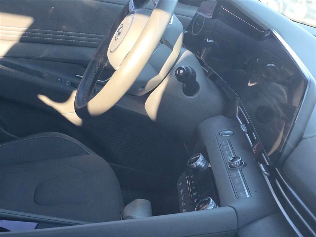 Certified 2023 Hyundai Elantra SEL w/ Convenience Package image 7