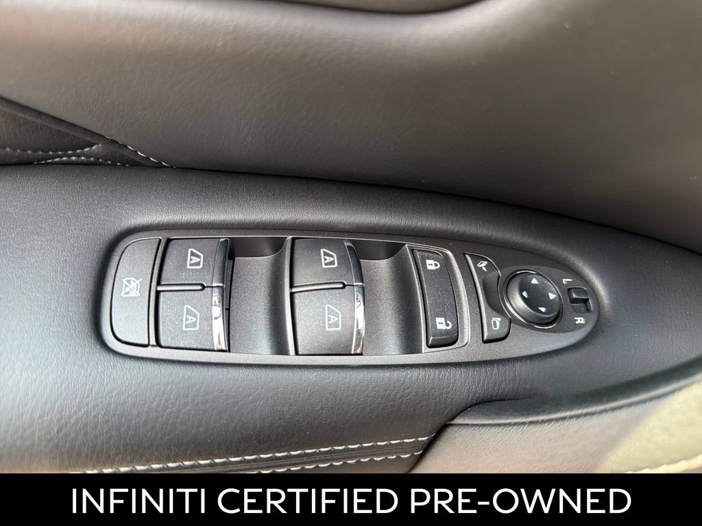 Certified 2023 INFINITI QX80 Sensory w/ All-Season Package AWD/4WD image 32