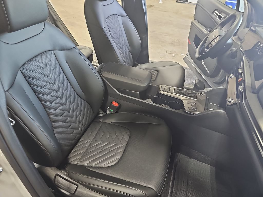 New 2026 Kia Sportage X-Line w/ X-Line Premium Package AWD/4WD image 10