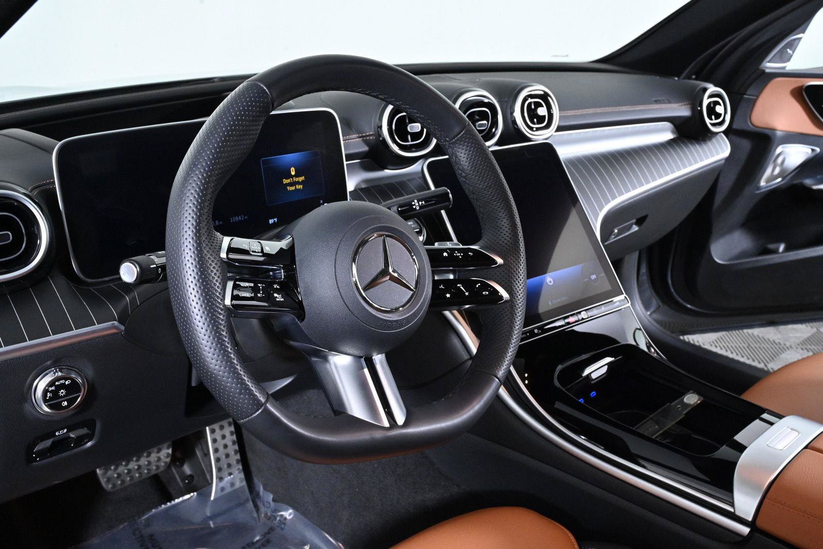Used 2024 Mercedes-Benz C 300 4MATIC Sedan image 10