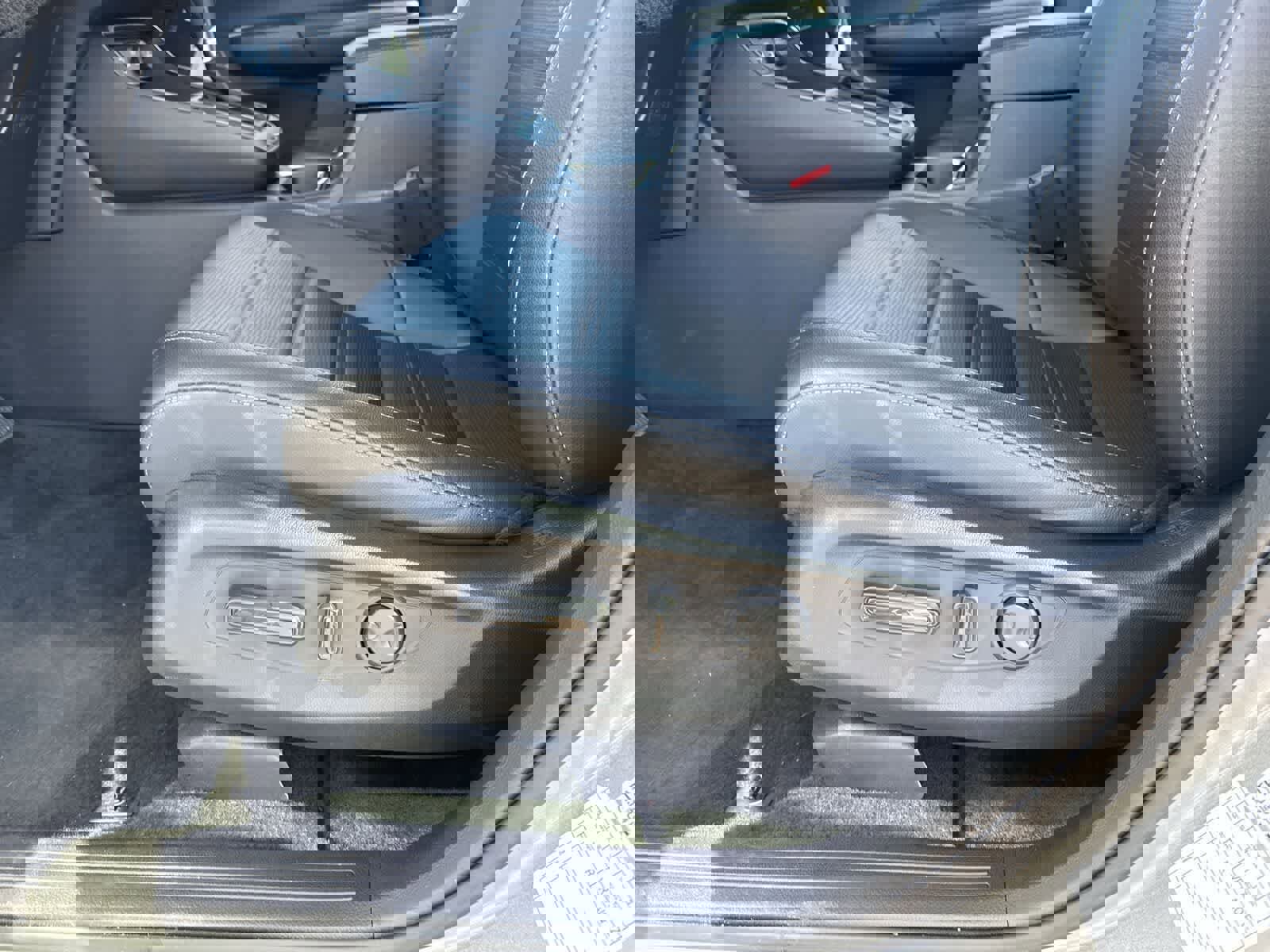 Used 2025 Honda CR-V EX-L image 18