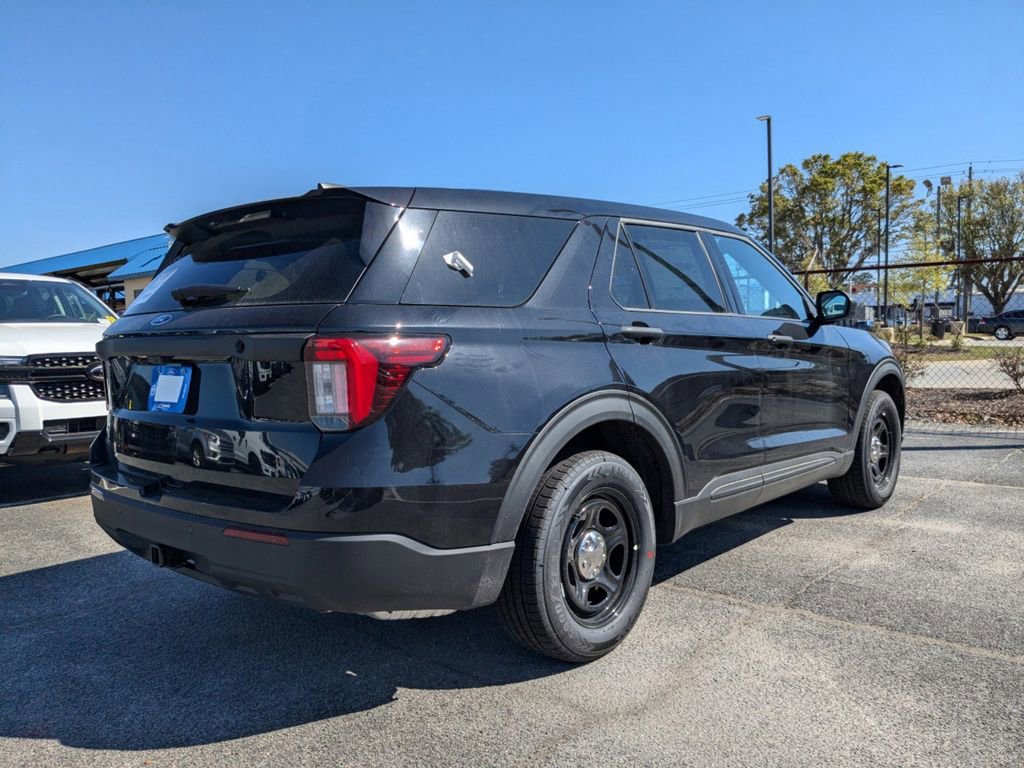 New 2025 Ford Explorer 4WD Police Interceptor image 4