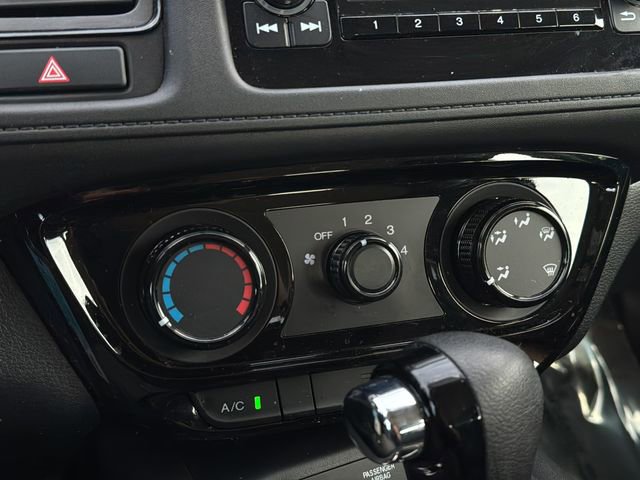 Used 2022 Honda HR-V LX image 22
