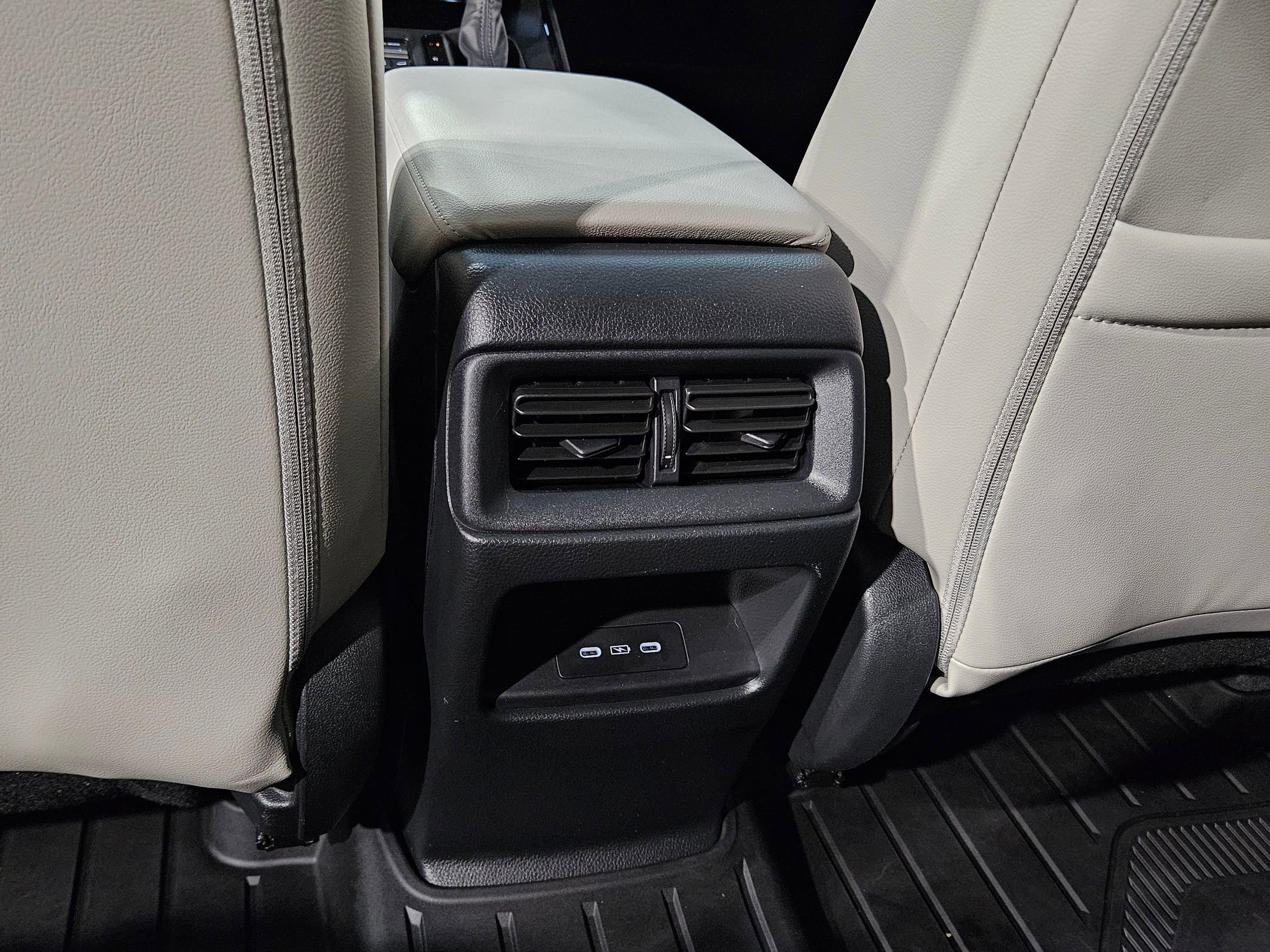 Used 2024 Honda CR-V EX-L image 38