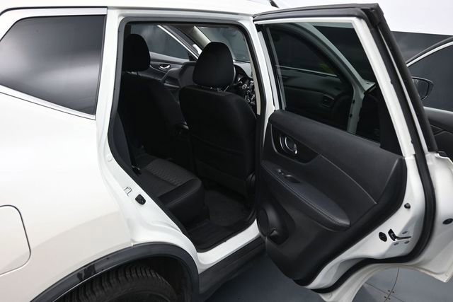 Used 2020 Nissan Rogue SV AWD/4WD image 33