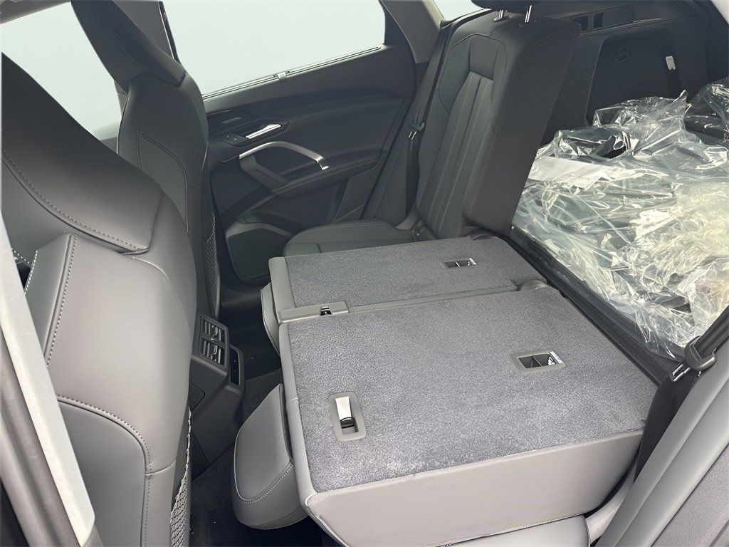 New 2025 Audi Q5 Premium Plus image 22