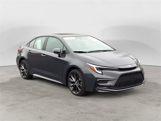 Used 2025 Toyota Corolla XSE image 7