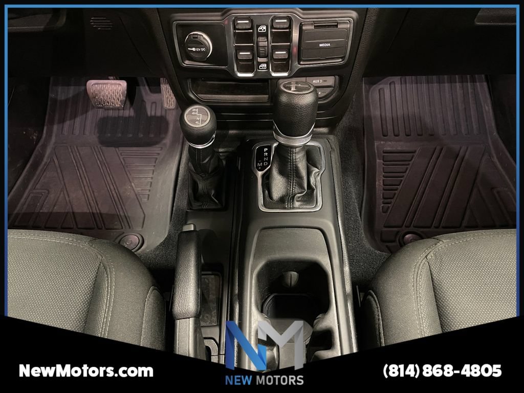Used 2023 Jeep Gladiator Sport AWD/4WD image 11
