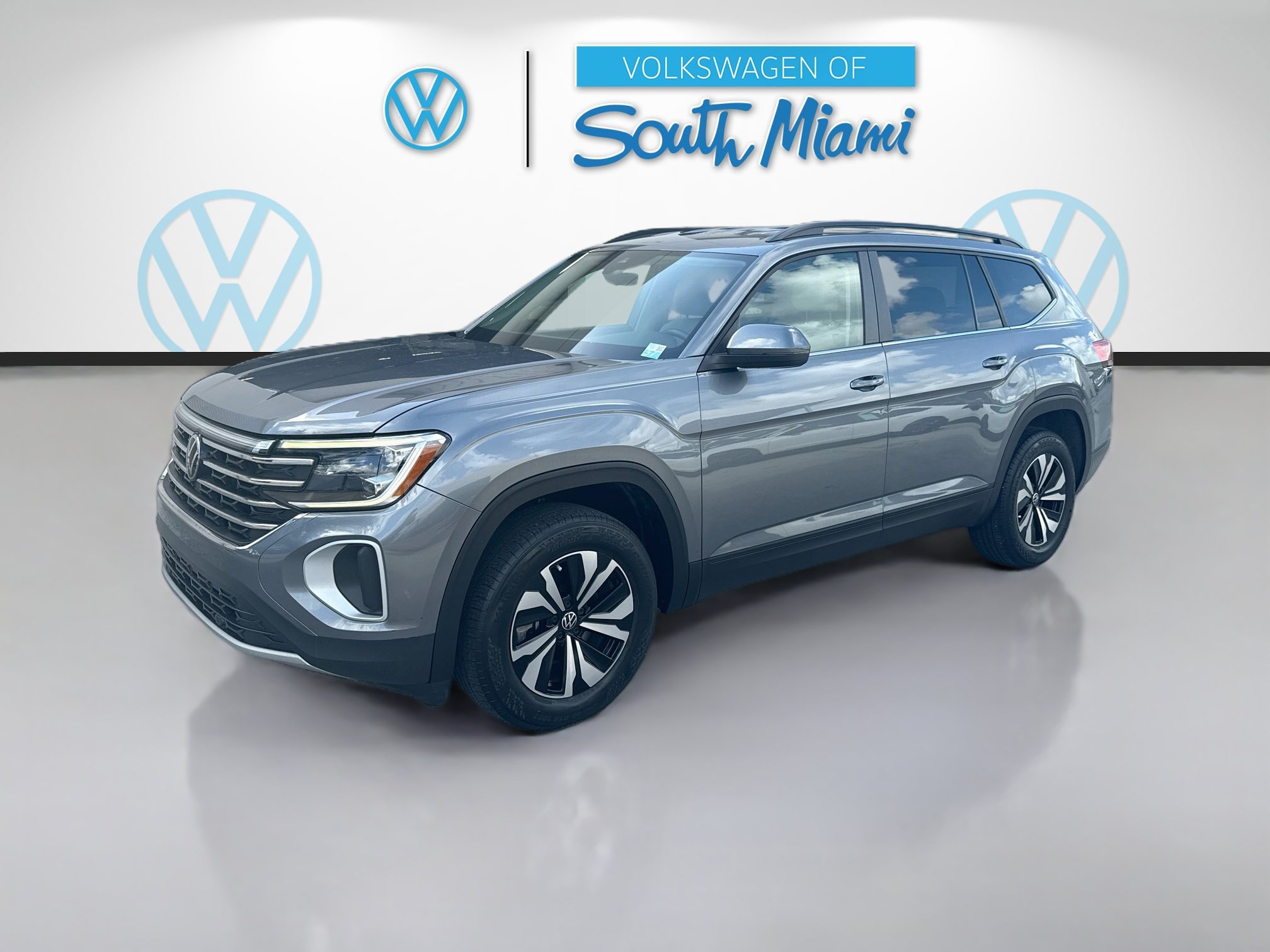 Used 2024 Volkswagen Atlas SE FWD image 3
