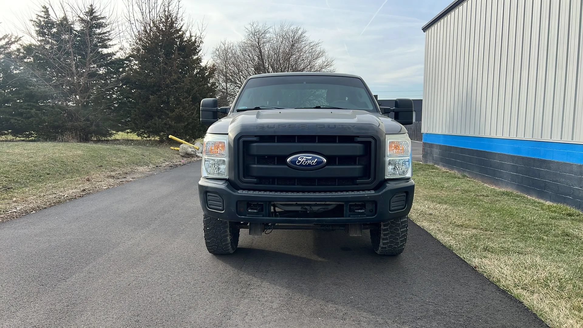 Used 2011 Ford F250 XL AWD/4WD image 2