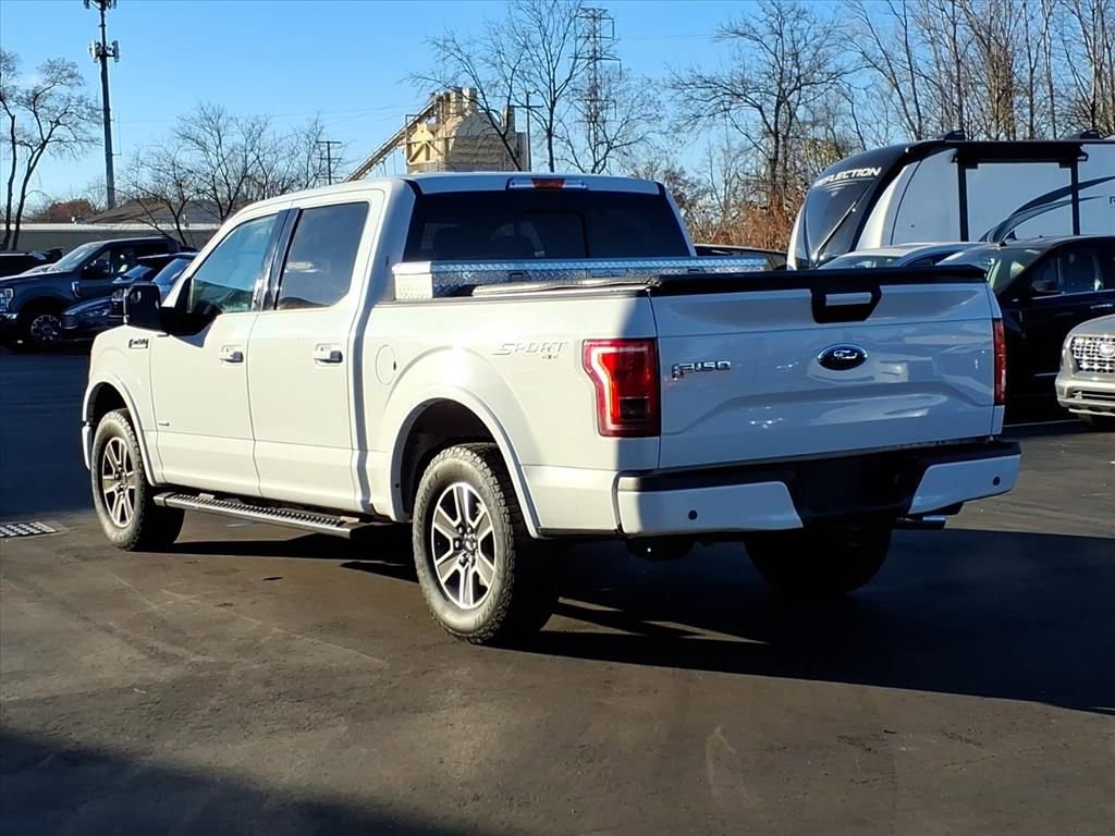 Used 2017 Ford F150 XLT w/ Equipment Group 302A Luxury image 3