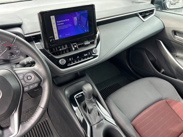 Used 2025 Toyota Corolla SE image 29