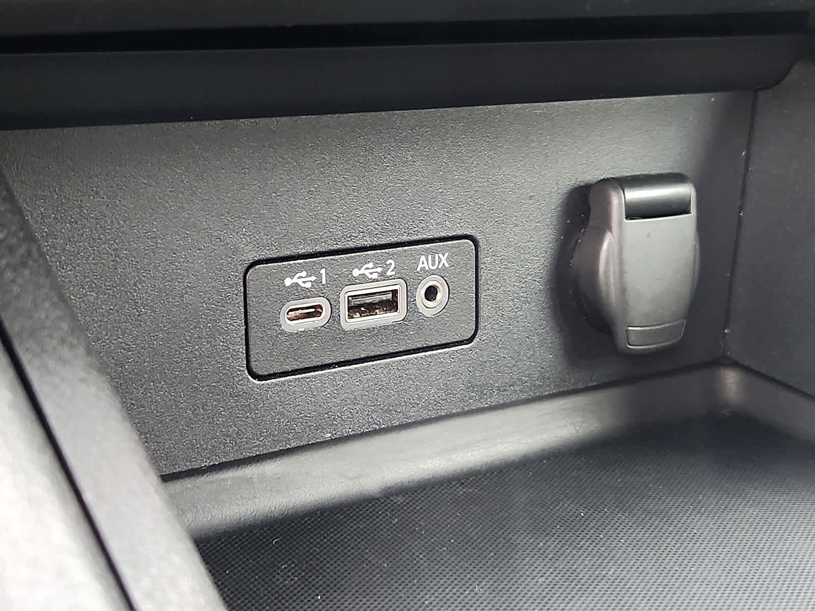 Used 2023 Nissan Sentra SV image 25