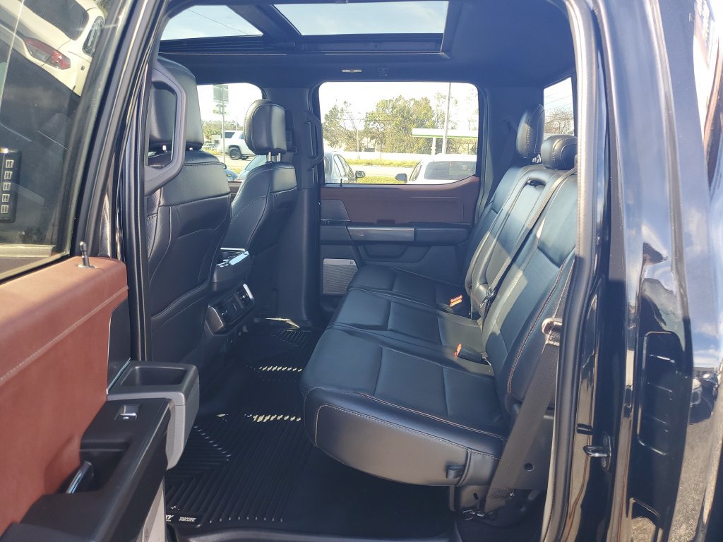 Used 2021 Ford F150 Lariat w/ Equipment Group 502A High AWD/4WD image 23
