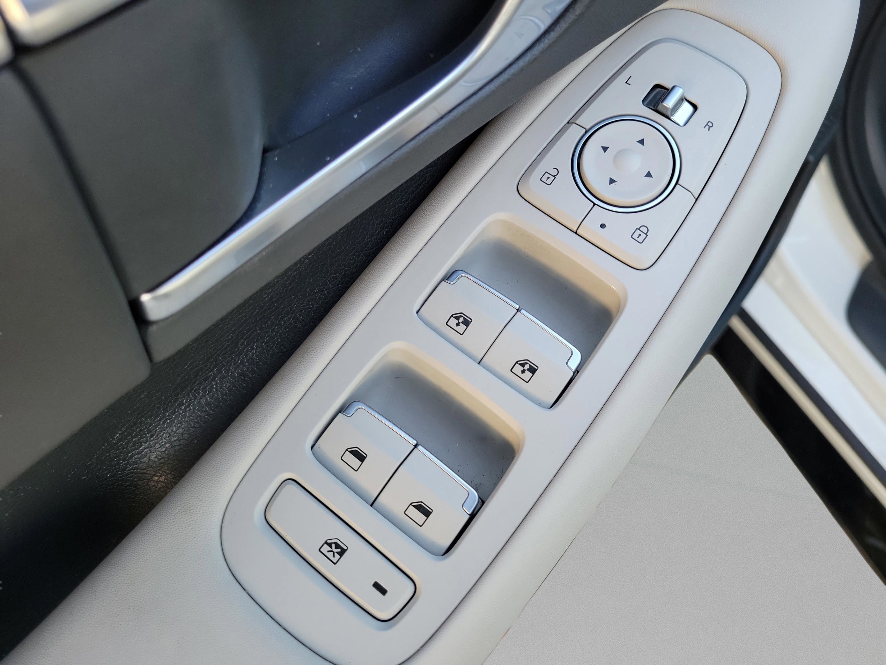 Used 2022 Hyundai Sonata SEL FWD image 20